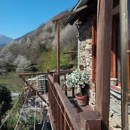 Il Cassero Domek alpejski Pomaretto