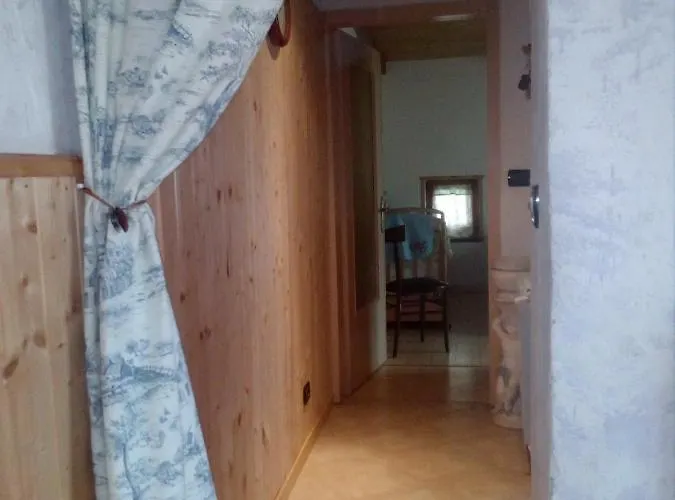 Dağ evi Il Cassero Pomaretto